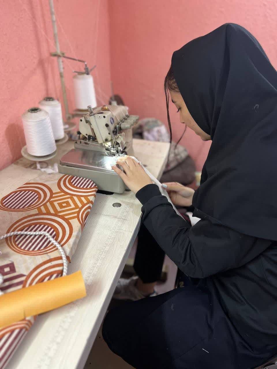 هنرستان فنی حرفه ای پژوهندگان جوان